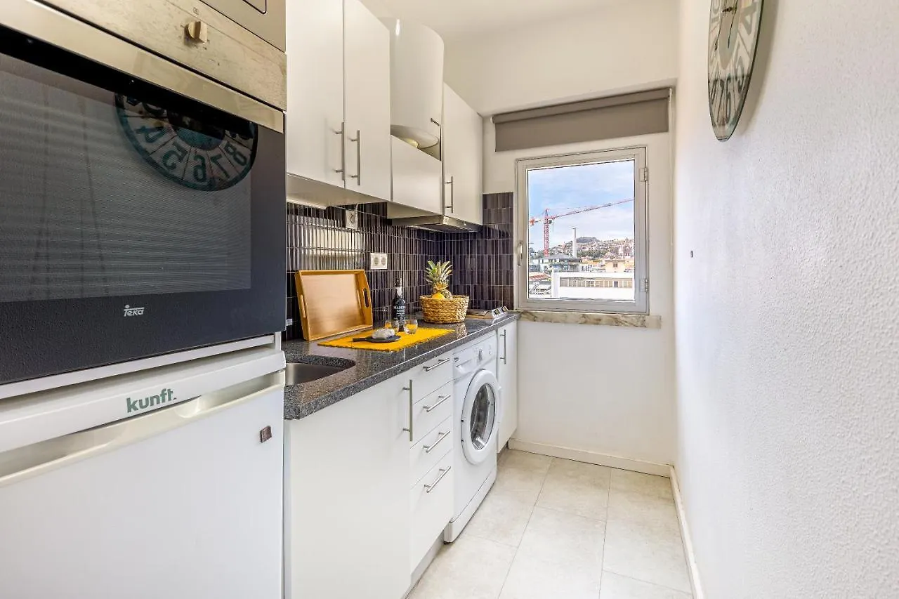 Flat With Balcony At Downtown By Farmers Market Funchal  0*, Funchal (Madeira) Portugal
