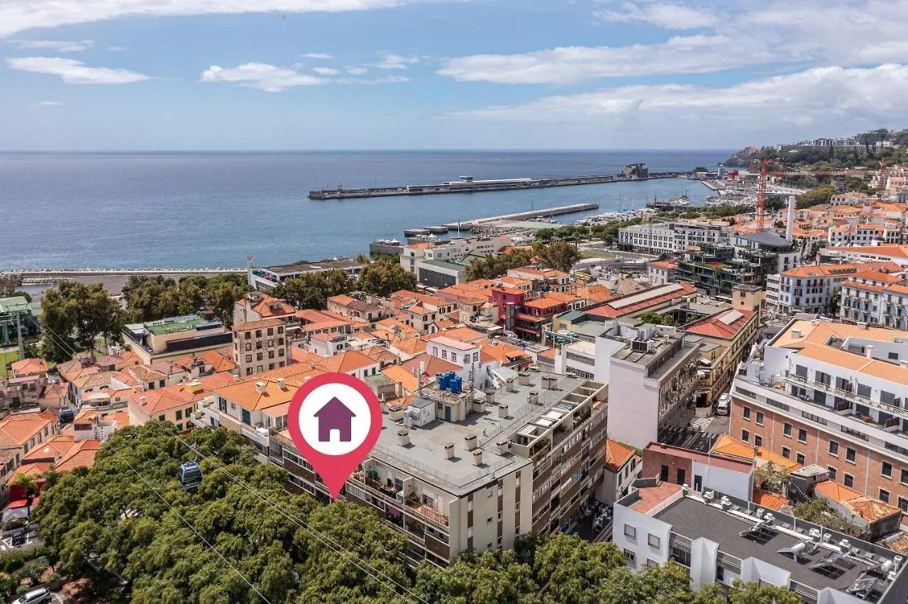 Flat With Balcony At Downtown By Farmers Market Funchal
