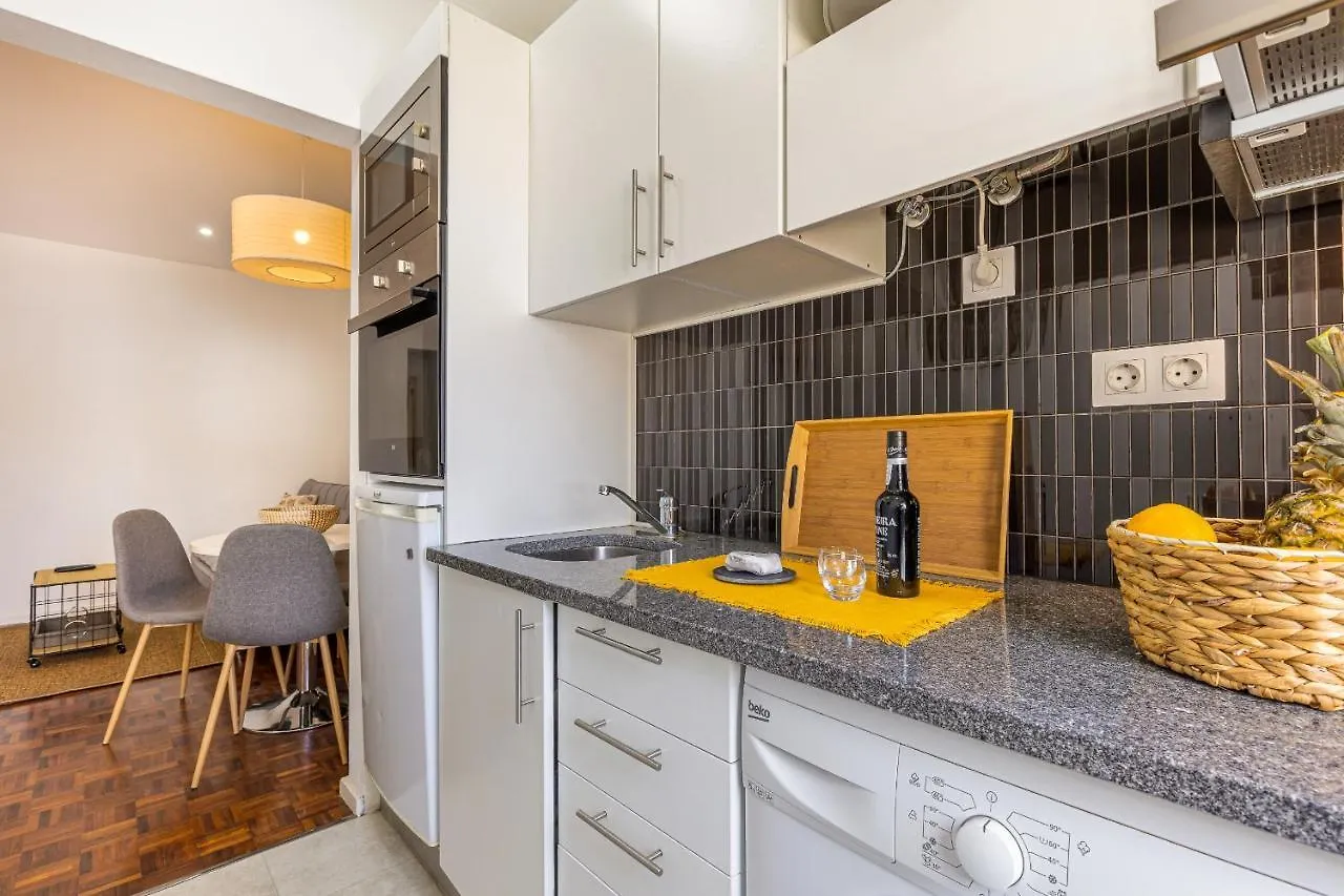 Flat With Balcony At Downtown By Farmers Market Funchal Apartman